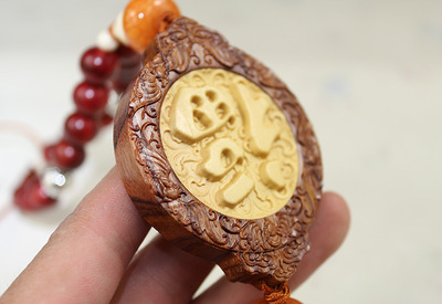 YB811 黃楊花梨木二合一木雕 福到平安牌汽車掛件內(nèi)飾工藝品批發(fā)詳解